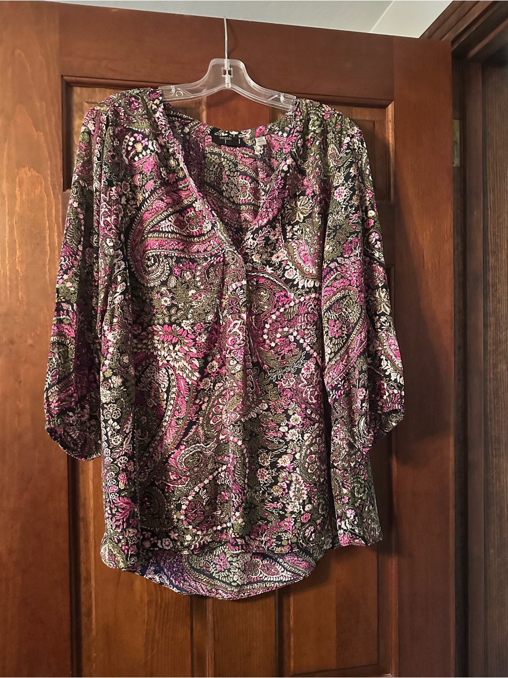 Tahari Olive and Pink Paisley V-Neck Blouse 1X